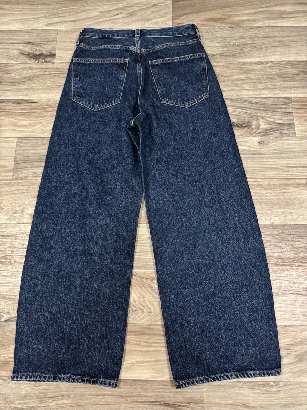 Agolde Low Curve Jean in Pendulum Size 25 - Picture 10 of 11